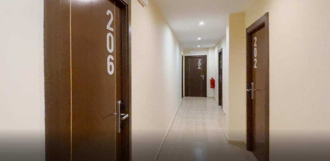 Hostal Restaurante Cuatro Caminos Cubillos del Sil ภายนอก รูปภาพ